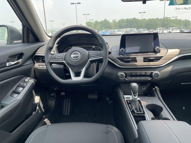 new 2025 Nissan Altima car, priced at $27,499