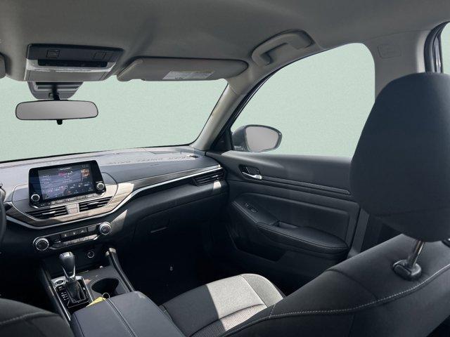 new 2025 Nissan Altima car, priced at $27,499