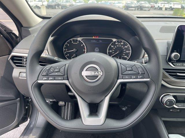new 2025 Nissan Altima car, priced at $27,499
