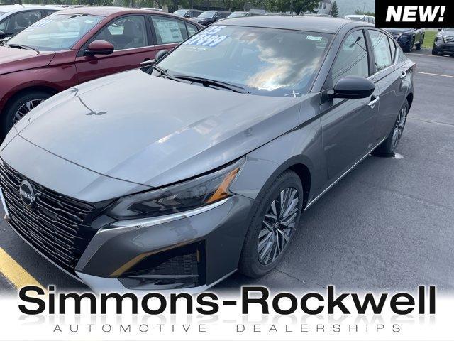 new 2025 Nissan Altima car, priced at $27,499