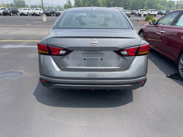 new 2025 Nissan Altima car, priced at $27,499