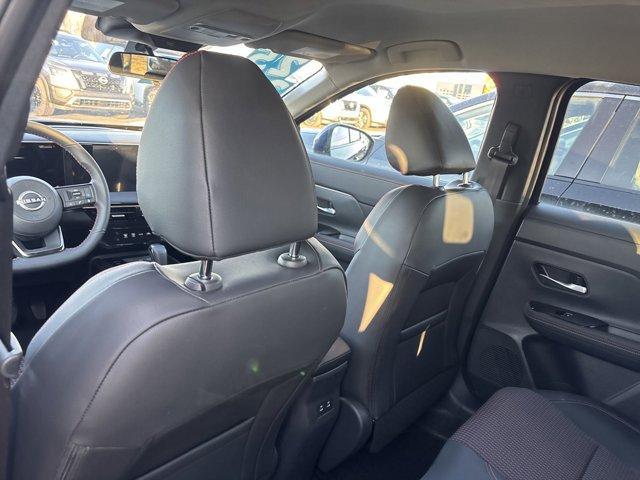 new 2025 Nissan Kicks car, priced at $28,999
