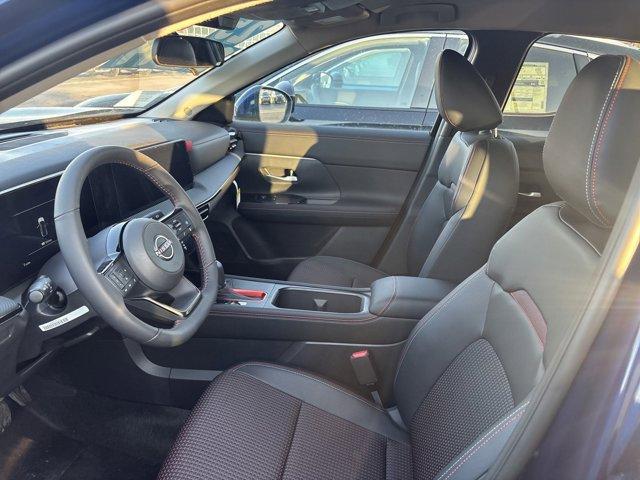 new 2025 Nissan Kicks car, priced at $28,999