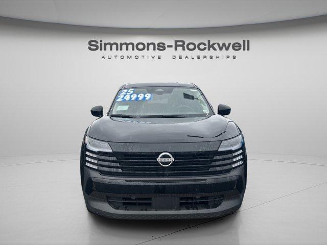 new 2025 Nissan Kicks car, priced at $24,999