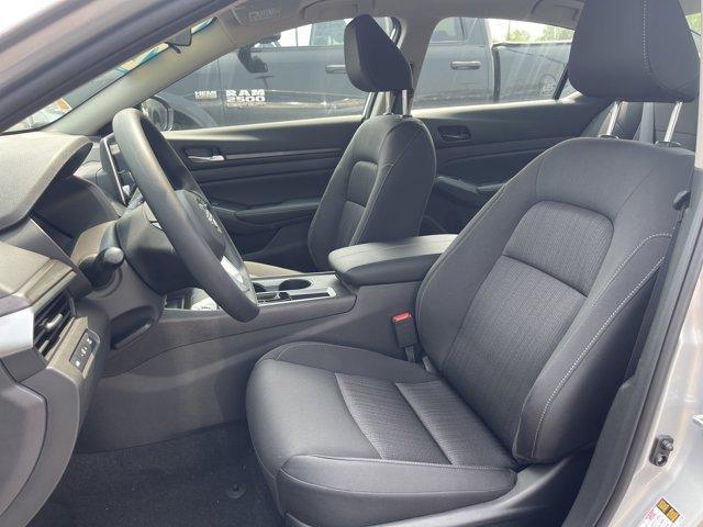new 2025 Nissan Altima car, priced at $27,499