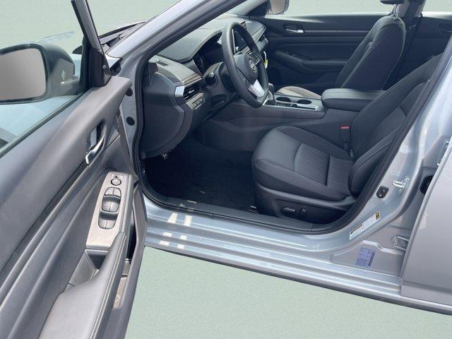new 2025 Nissan Altima car, priced at $27,499