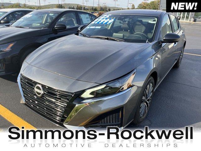 new 2025 Nissan Altima car, priced at $27,999