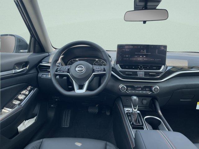 new 2025 Nissan Altima car, priced at $32,999