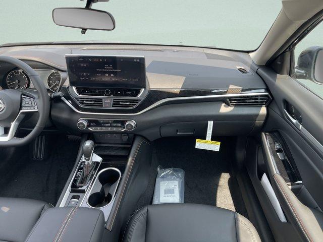 new 2025 Nissan Altima car, priced at $32,999
