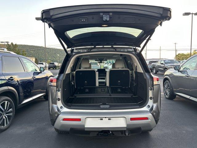new 2025 Nissan Pathfinder car, priced at $41,999