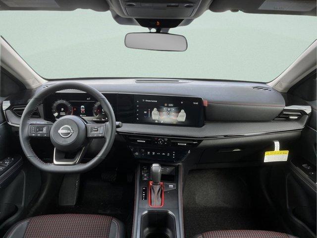new 2025 Nissan Kicks car, priced at $27,999