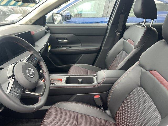 new 2025 Nissan Kicks car, priced at $26,999