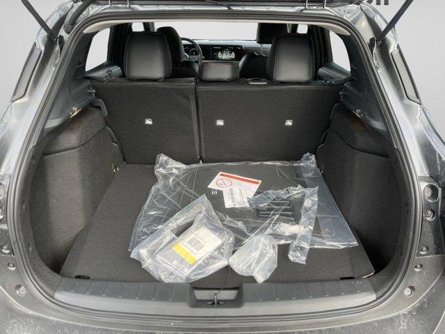 new 2025 Nissan Kicks car, priced at $27,999