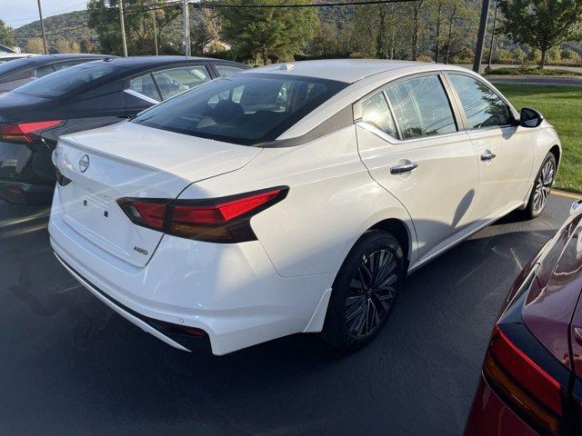 new 2025 Nissan Altima car, priced at $28,499