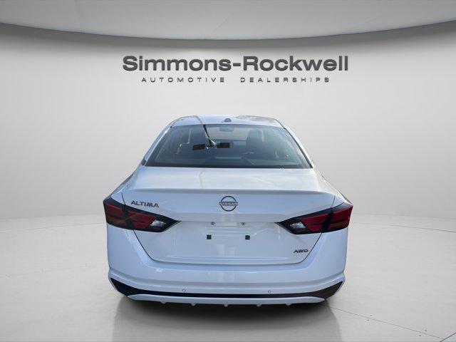 new 2025 Nissan Altima car, priced at $29,499
