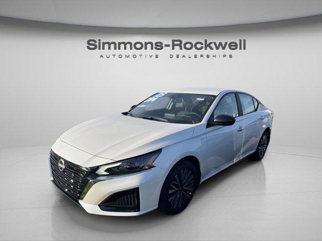 new 2025 Nissan Altima car, priced at $29,499