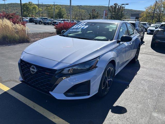 new 2025 Nissan Altima car, priced at $33,999