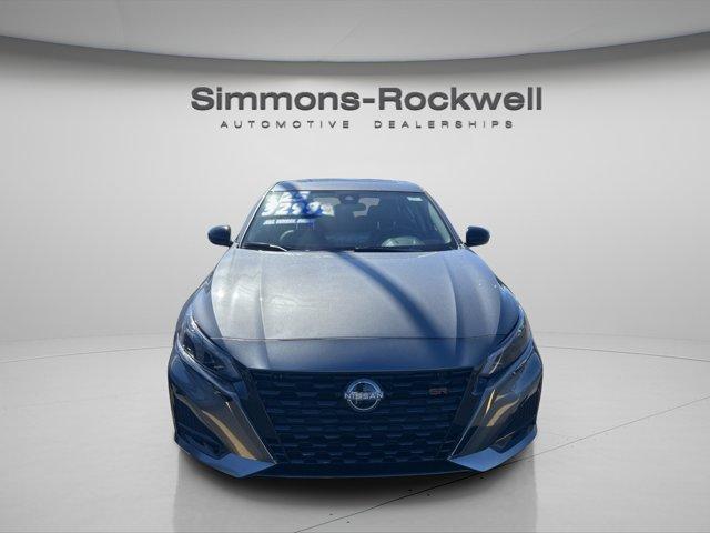 new 2025 Nissan Altima car, priced at $32,999