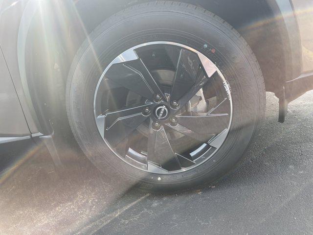 new 2025 Nissan Rogue car, priced at $33,999