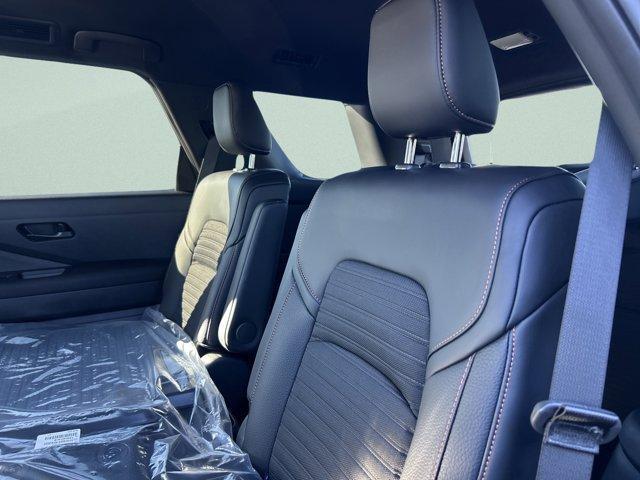 new 2025 Nissan Pathfinder car, priced at $38,499