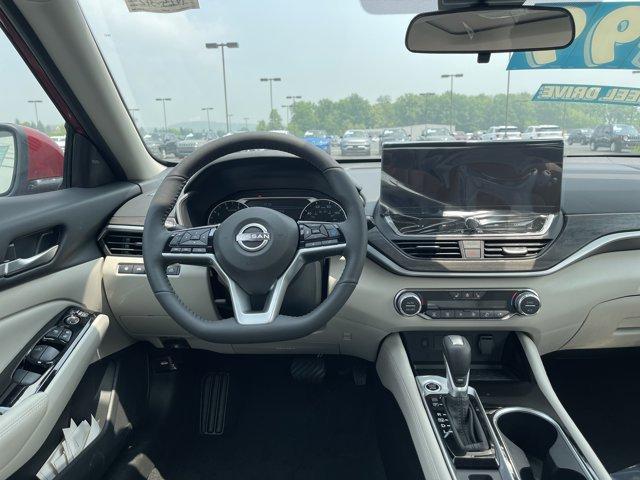 new 2025 Nissan Altima car, priced at $35,499