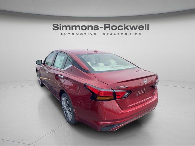new 2025 Nissan Altima car, priced at $35,499