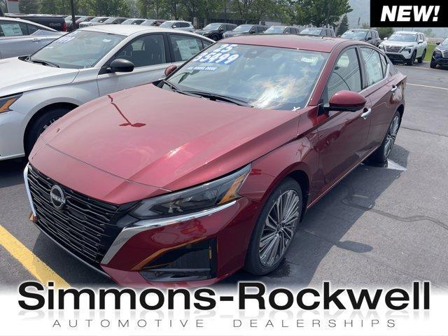 new 2025 Nissan Altima car, priced at $35,499