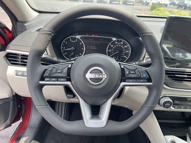 new 2025 Nissan Altima car, priced at $35,499