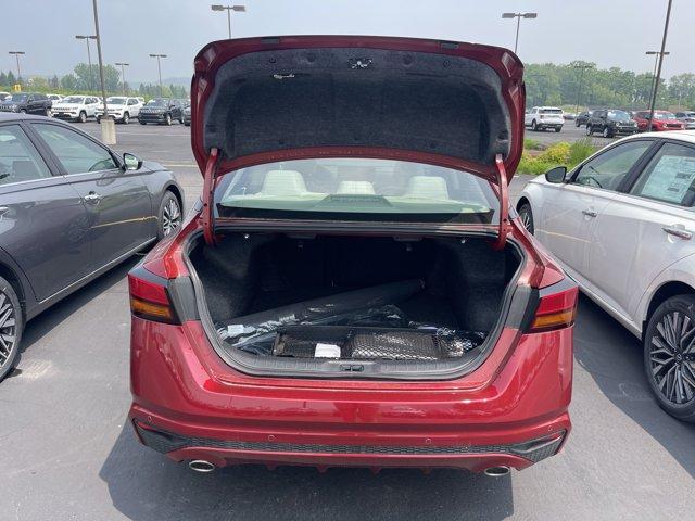new 2025 Nissan Altima car, priced at $35,499