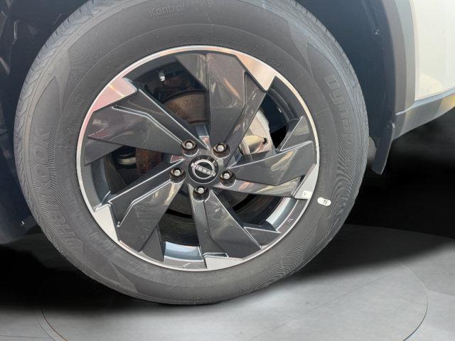 new 2025 Nissan Rogue car, priced at $30,999