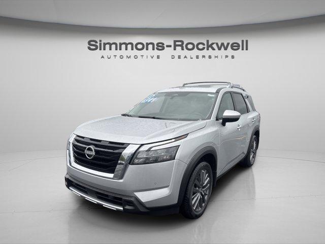 new 2025 Nissan Pathfinder car, priced at $46,499