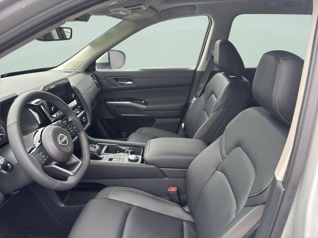 new 2025 Nissan Pathfinder car, priced at $46,499