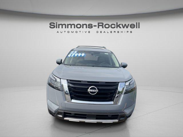 new 2025 Nissan Pathfinder car, priced at $50,999