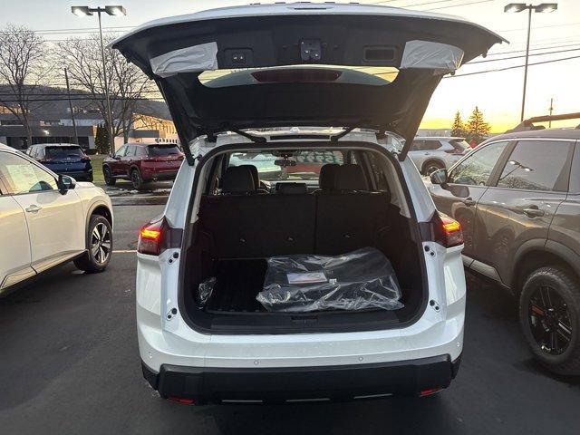 new 2025 Nissan Rogue car, priced at $35,999