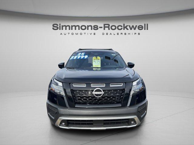 new 2025 Nissan Pathfinder car, priced at $38,999