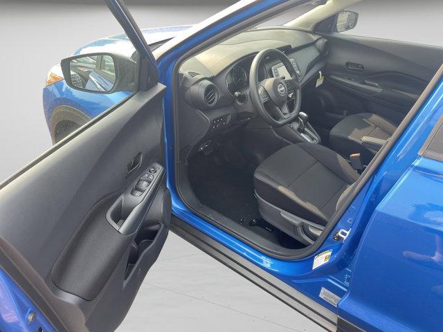 new 2025 Nissan Kicks Play car, priced at $22,499