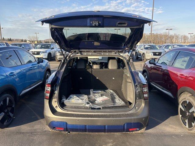 new 2025 Nissan Kicks car, priced at $29,499