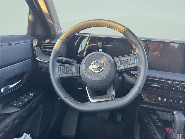 new 2025 Nissan Kicks car, priced at $29,499