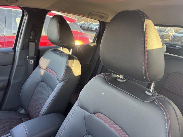 new 2025 Nissan Kicks car, priced at $29,499