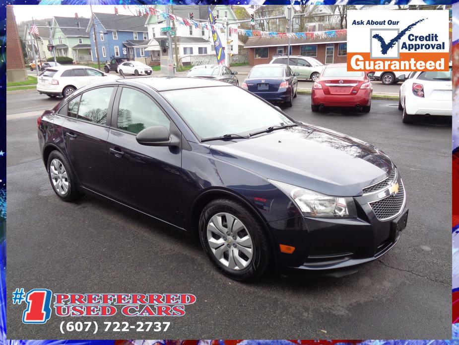 used 2014 Chevrolet Cruze car, priced at $8,495