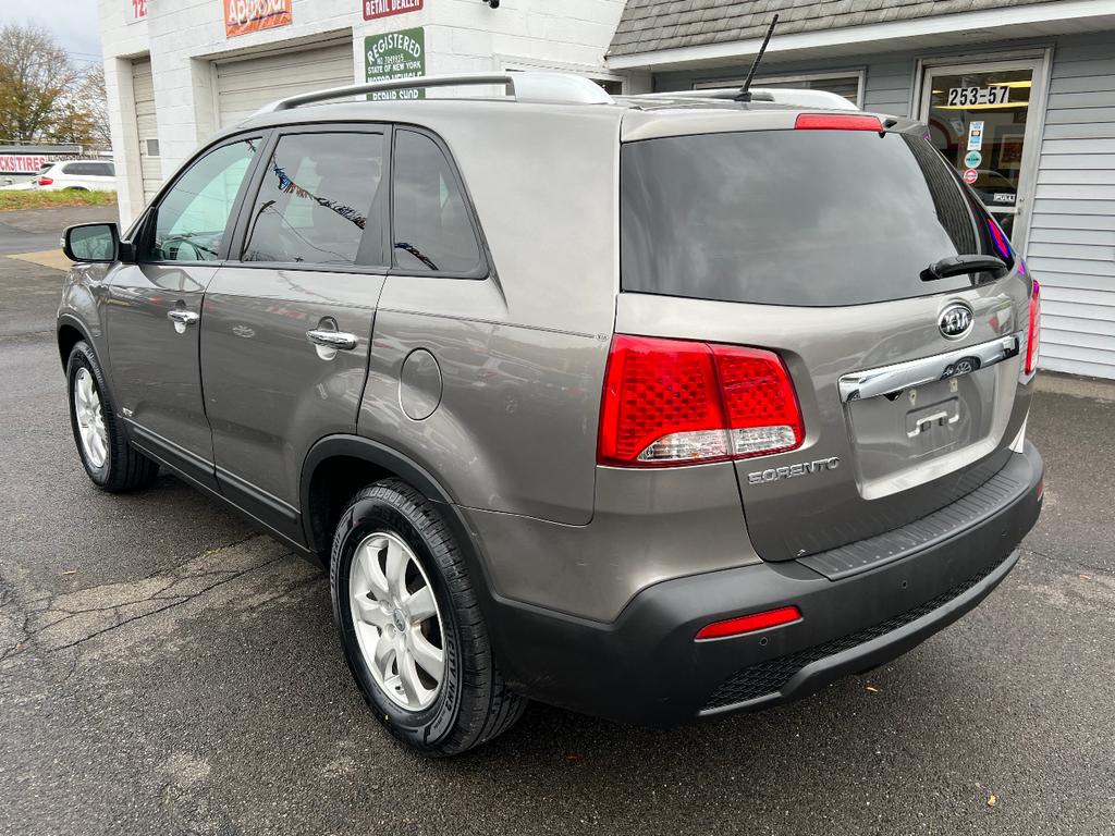 used 2013 Kia Sorento car, priced at $7,995
