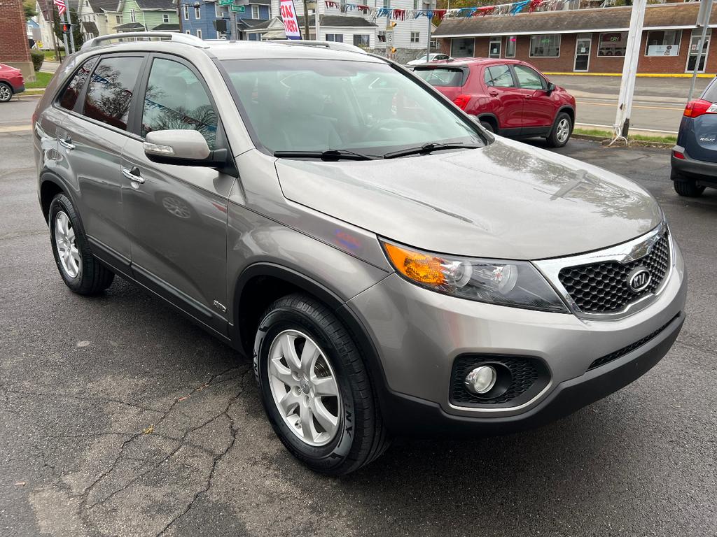 used 2013 Kia Sorento car, priced at $7,995
