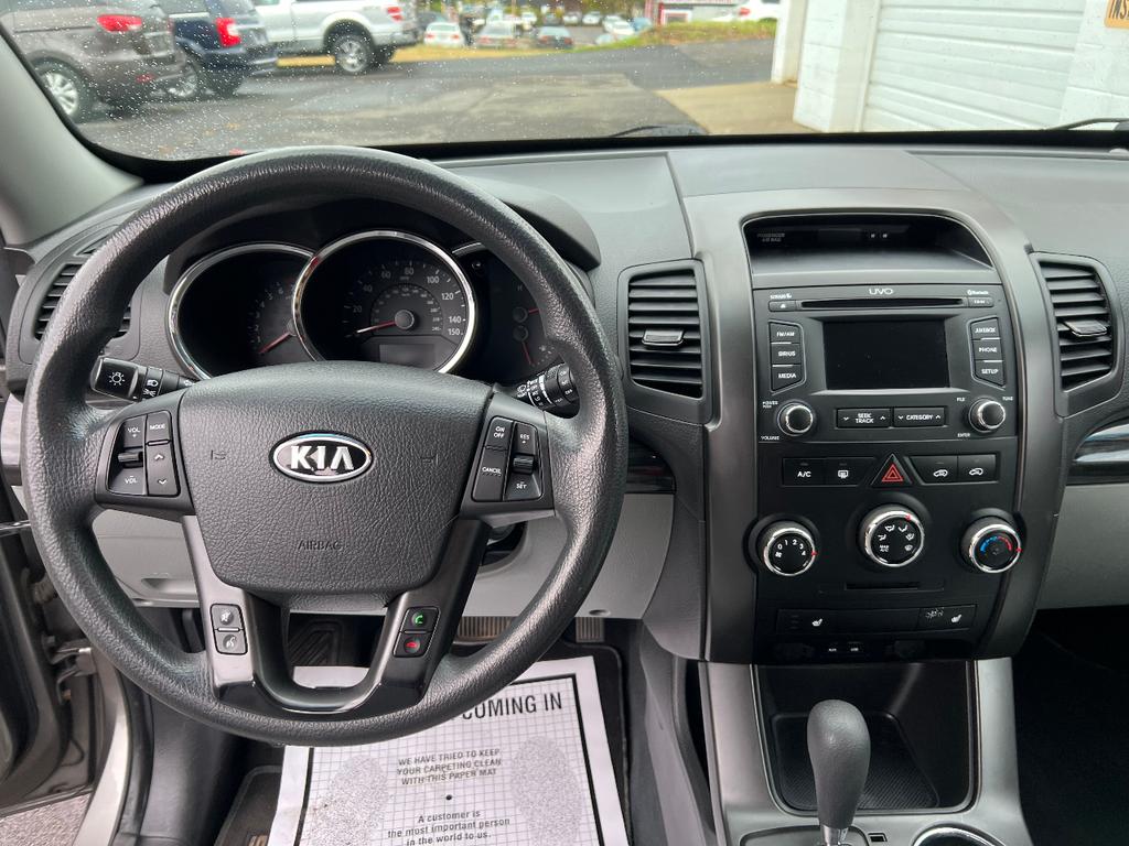 used 2013 Kia Sorento car, priced at $7,995