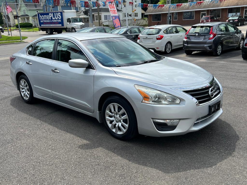 used 2014 Nissan Altima car, priced at $9,995