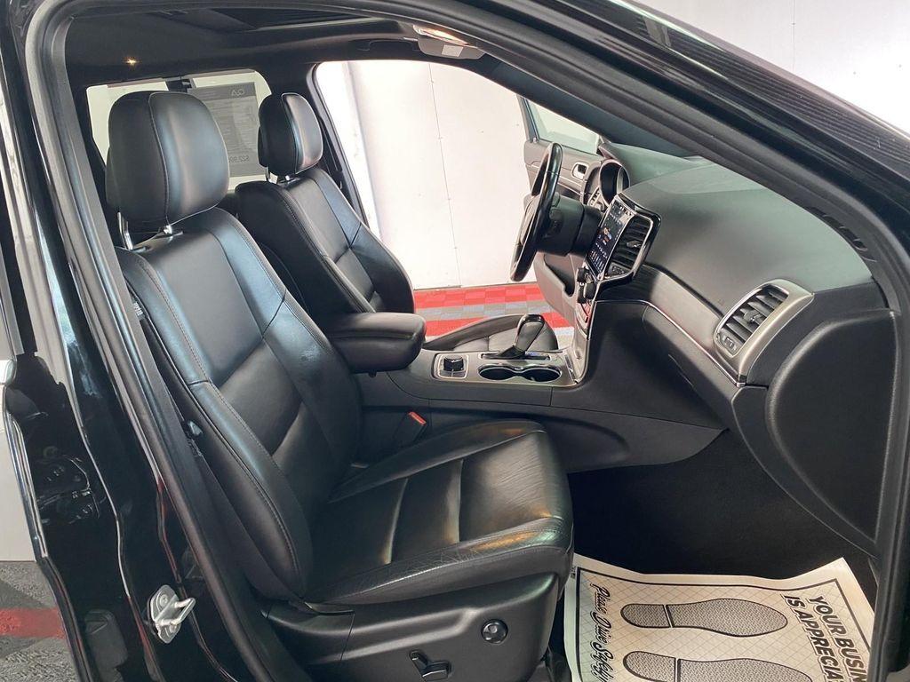 used 2020 Jeep Grand Cherokee car, priced at $17,980