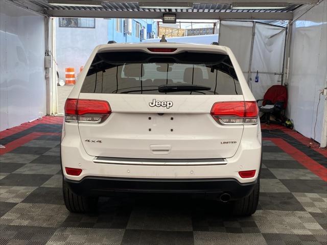 used 2018 Jeep Grand Cherokee car, priced at $20,995