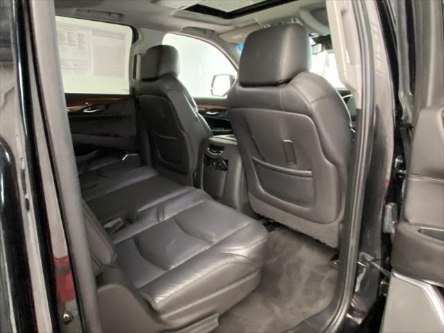 used 2020 Cadillac Escalade ESV car, priced at $29,980