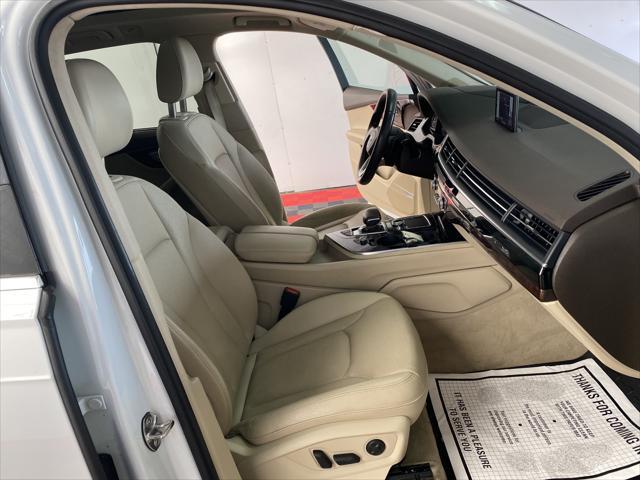 used 2019 Audi Q7 car, priced at $22,980