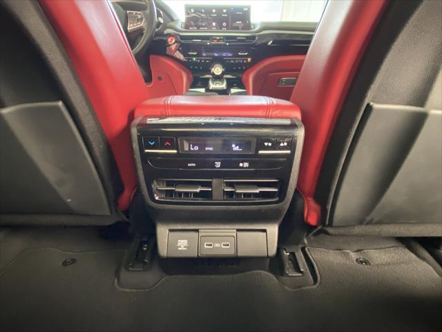 used 2022 Acura MDX car, priced at $39,980
