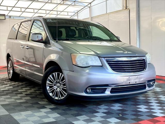 used 2013 Chrysler Town & Country car, priced at $8,990